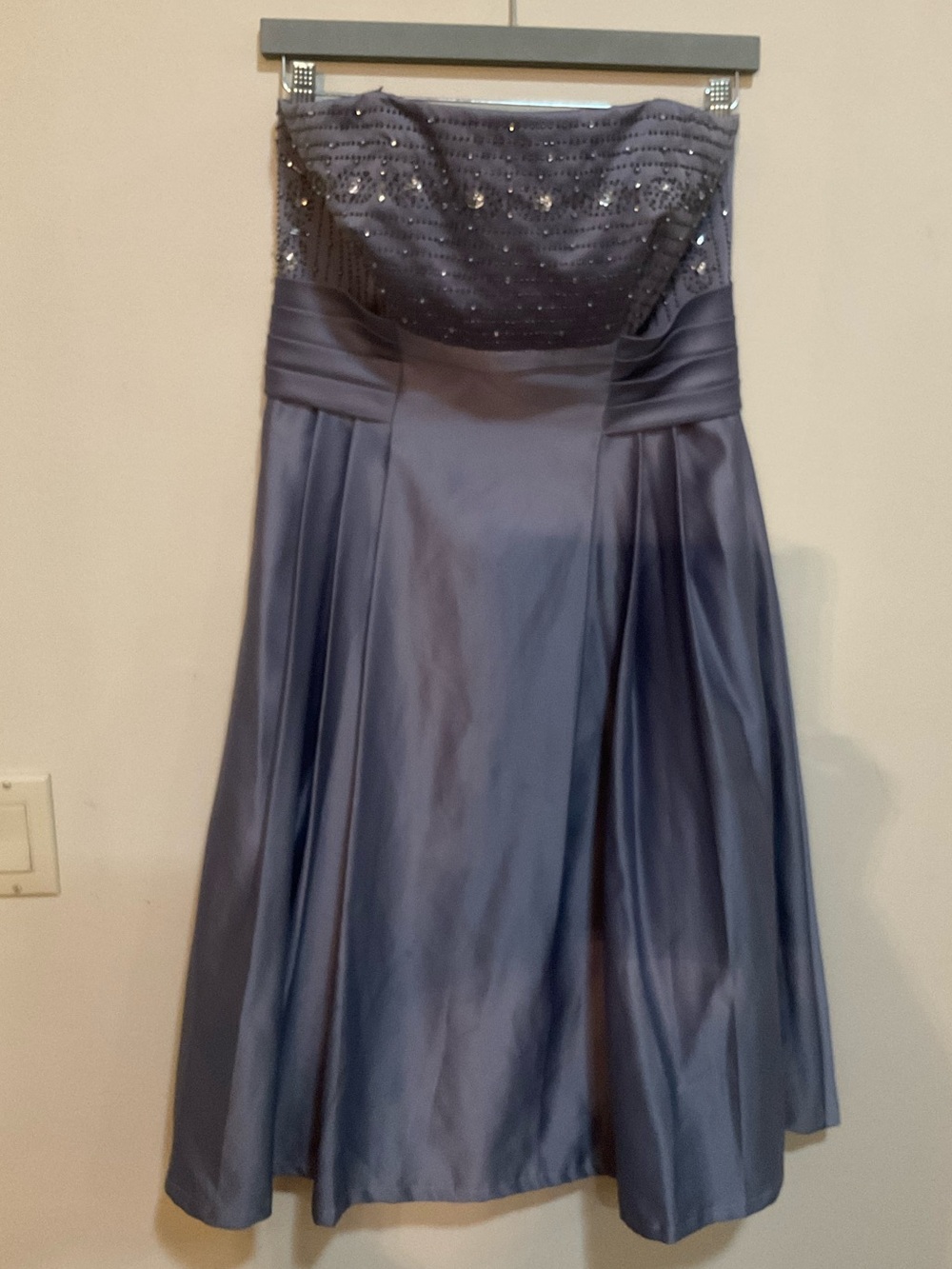 Nicole by Nicole Miller strapless satin dress